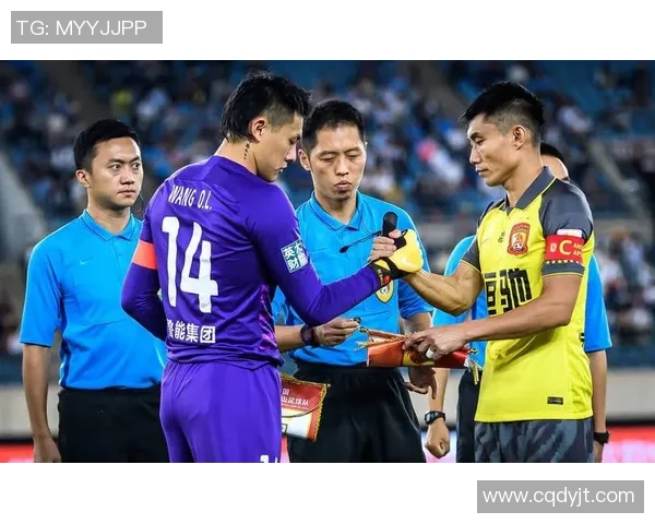 深圳篮球队与上海篮球队赛后复盘团队协作的成功与不足分析 深圳篮球队与上海篮球队赛后复盘团队协作的成功与不足分析